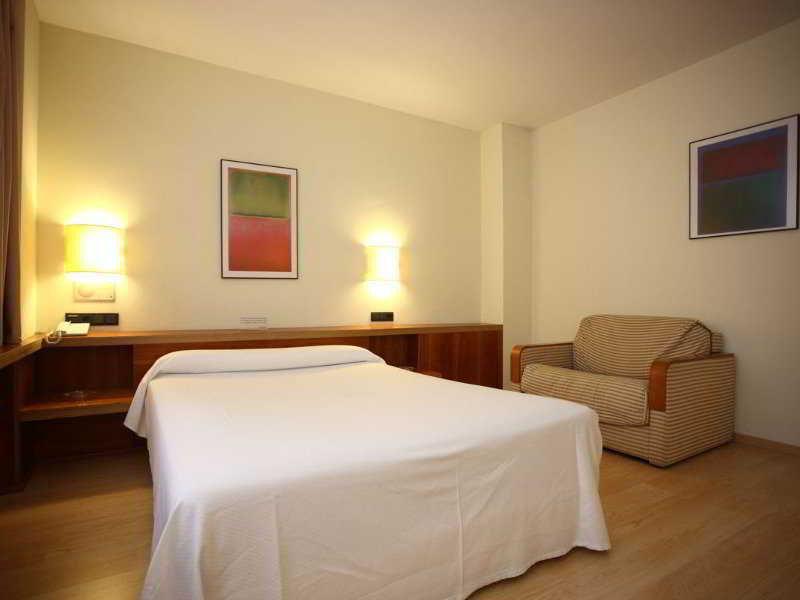 Hotel Duque De Wellington Vitoria-Gasteiz Zewnętrze zdjęcie